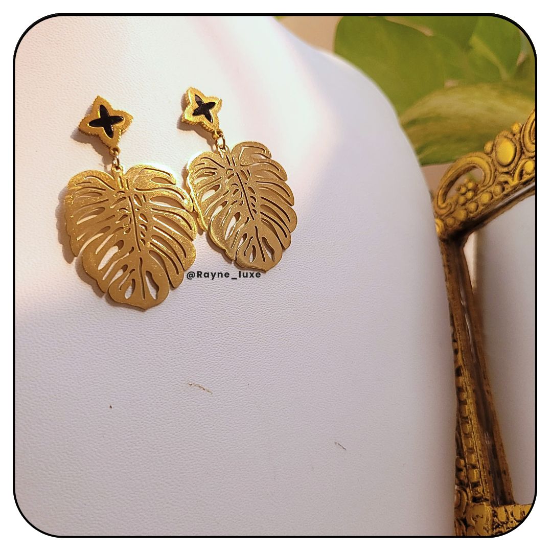 Golden Luxe Premium Monstera Leaf Statement Earrings – Tropical Elegance Redefined