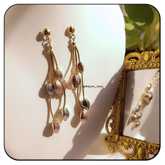 Golden Vine Drop Earrings – Luxe Elegance in Every Sway