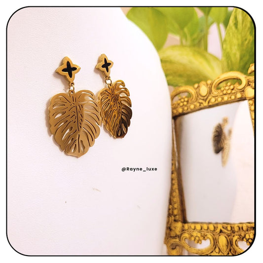 Golden Luxe Premium Monstera Leaf Statement Earrings – Tropical Elegance Redefined
