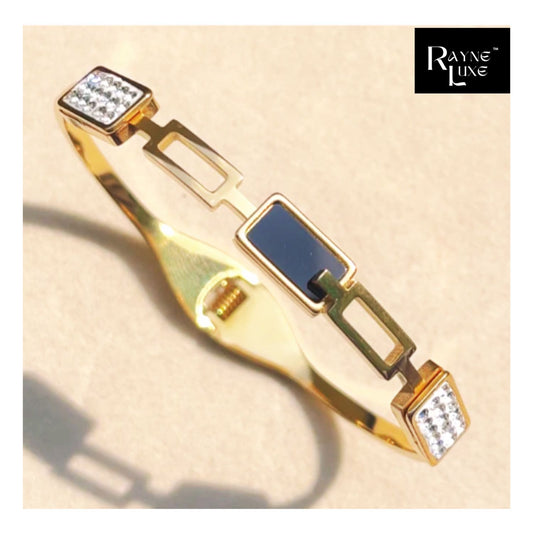 Geometric Clova Cuff Bracelet